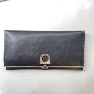 Salvatore Ferragamo Gancini leather wallet, black